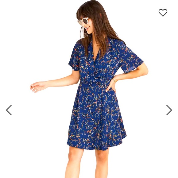 Madewell Dresses & Skirts - Madewell Floral Front Wrap Dress